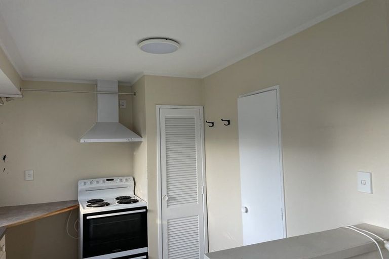 Photo of property in 119 Archmillen Avenue, Pakuranga Heights, Auckland, 2010