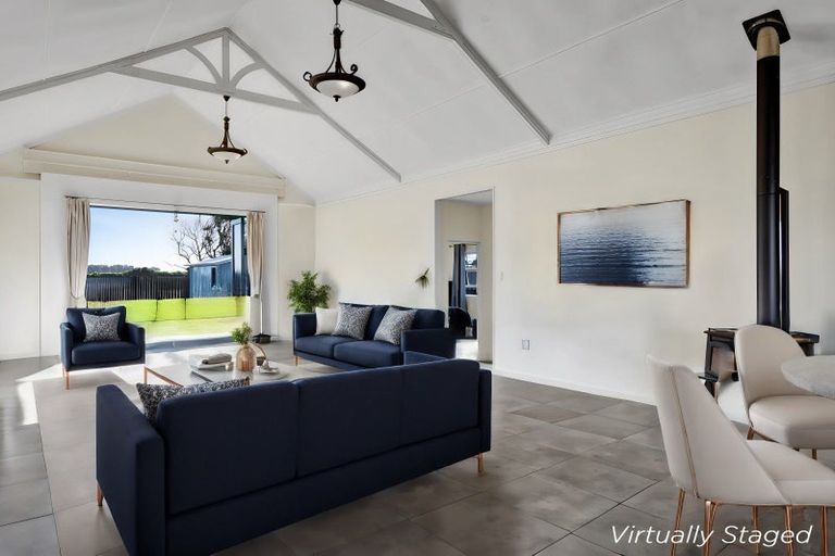 Photo of property in 14 Barclay Road, Okaiawa, Hawera, 4671