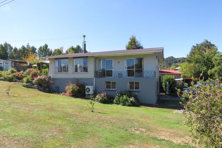 Photo of property in 7 Crampton Road, Reefton, 7830