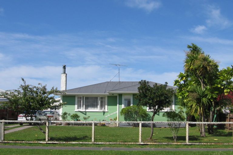 Photo of property in 22 Birrell Street, Elgin, Gisborne, 4010