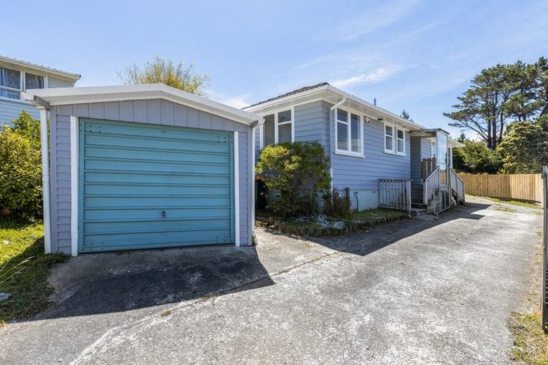 Photo of property in 13 Carbine Place, Ascot Park, Porirua, 5024