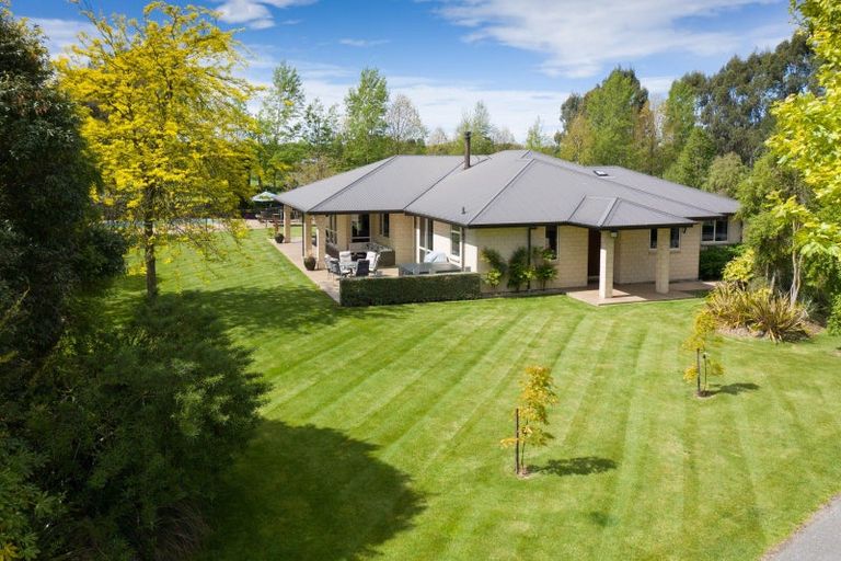 Photo of property in 128 Johnstone Street, Tinwald, Ashburton, 7774