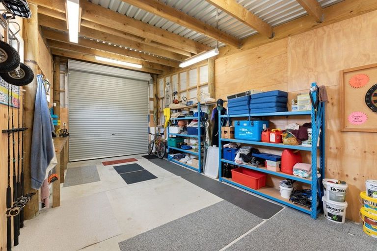 Photo of property in 11 Ramona Avenue, Waitarere Beach, Levin, 5510