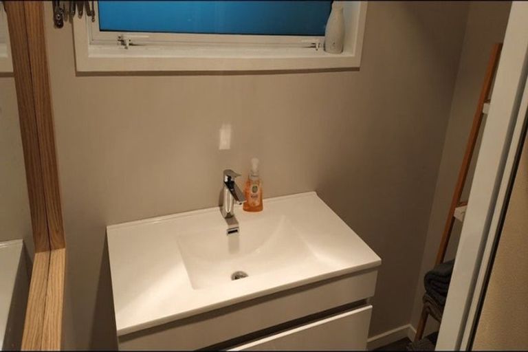 Photo of property in 1 Montcalm Street, Washington Valley, Nelson, 7010