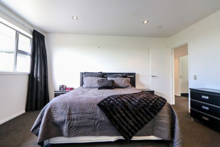 Photo of property in 92 Douglas Street, Highfield, Timaru, 7910