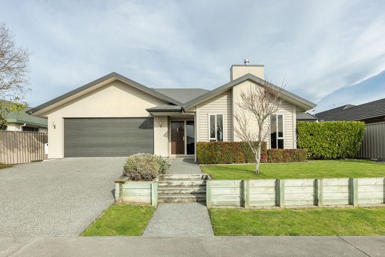 Photo of property in 35 Brooklands Drive, Havelock North, 4130