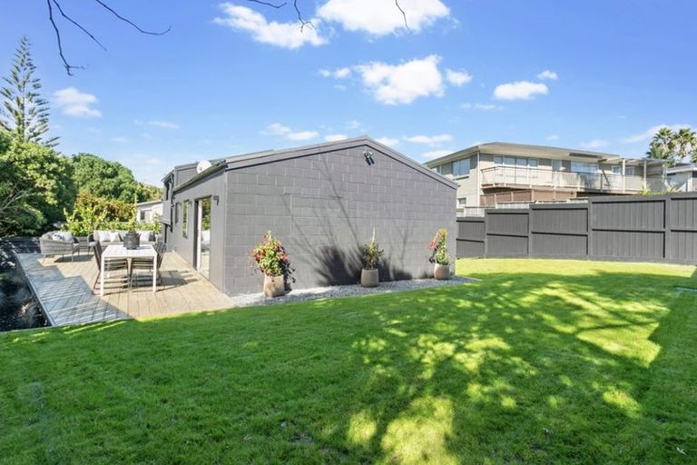 Photo of property in 13 Davita Place, Farm Cove, Auckland, 2012