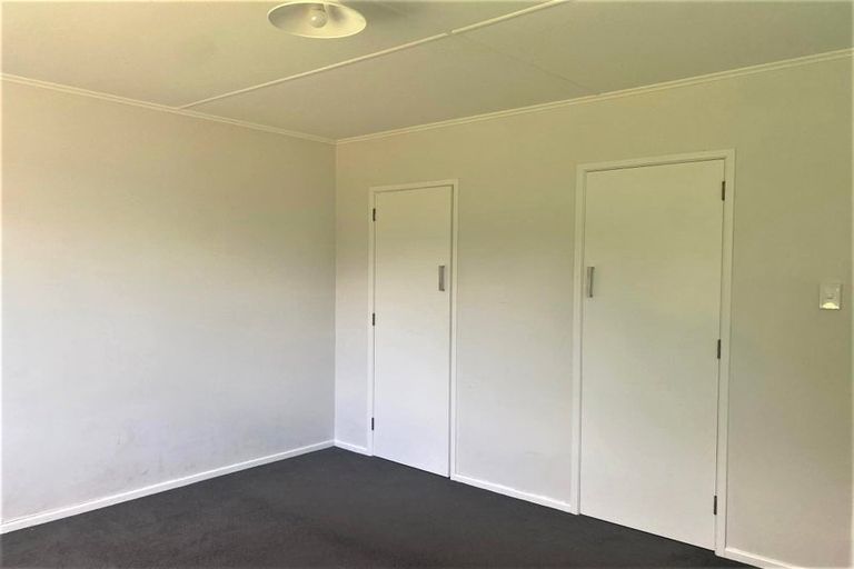 Photo of property in 382 Te Moana Road, Waikanae, 5036