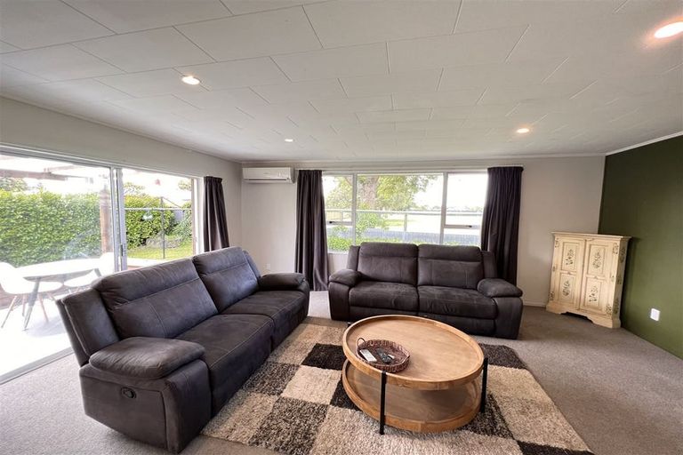 Photo of property in 2/6 Sycamore Lane, Sockburn, Christchurch, 8042