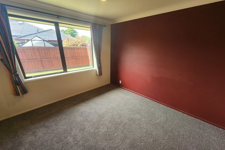 Photo of property in 3 Montego Close, Shirley, Christchurch, 8052