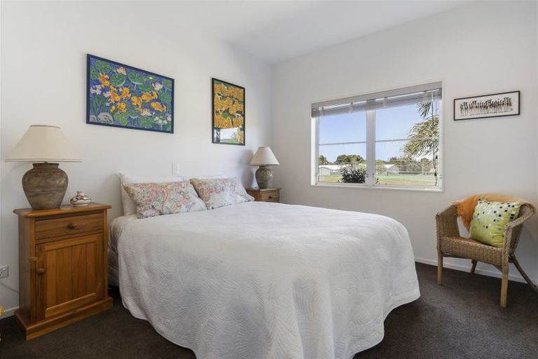 Photo of property in 13 Coutts Road, Pauanui, Hikuai, 3579