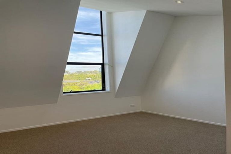 Photo of property in 75 Tuaiwi Street, Manukau, Auckland, 2104