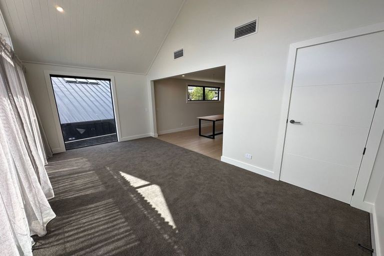 Photo of property in 17 Taurus Lane, Jacks Point, 9371