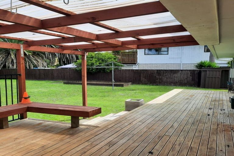 Photo of property in 34 Walter Strevens Drive, Conifer Grove, Takanini, 2112