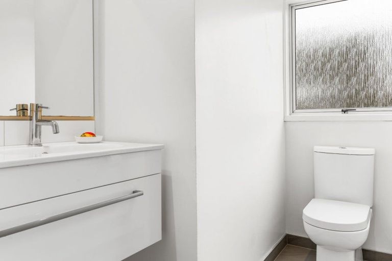 Photo of property in 1/10 Chevron Place, Ilam, Christchurch, 8041