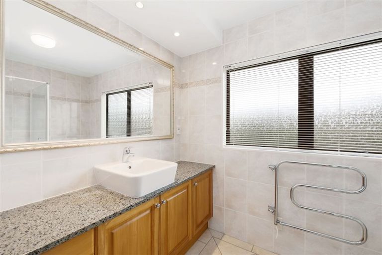 Photo of property in 36 Island View Road, Karaka, Papakura, 2580