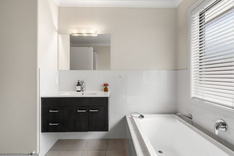 Photo of property in 33 Heathfield Avenue, Huntington, Hamilton, 3210