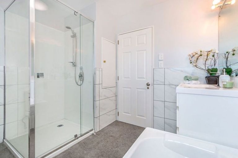 Photo of property in 22 Beauford Place, Parklands, Christchurch, 8083