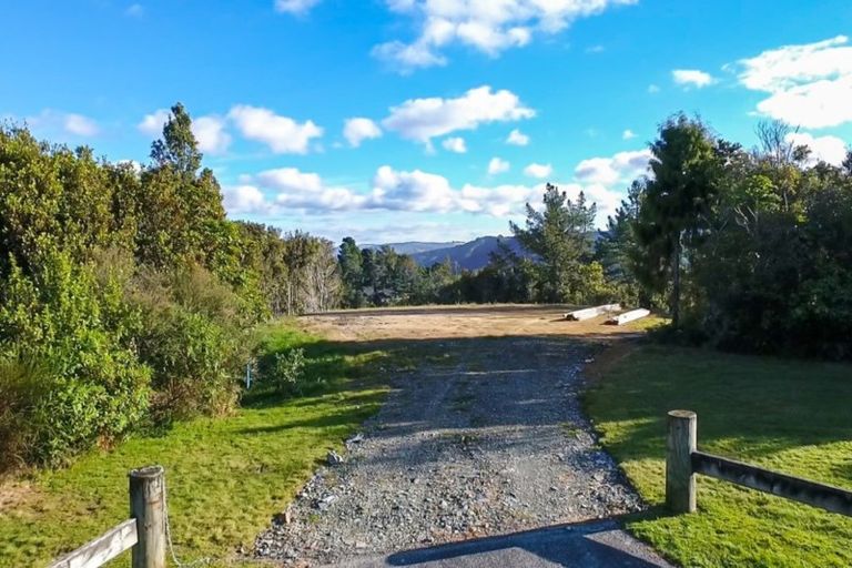 Photo of property in 45 Mount Marua Way, Timberlea, Upper Hutt, 5018