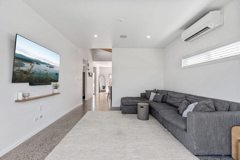 Photo of property in 63b Percy Road, Papamoa Beach, Papamoa, 3118