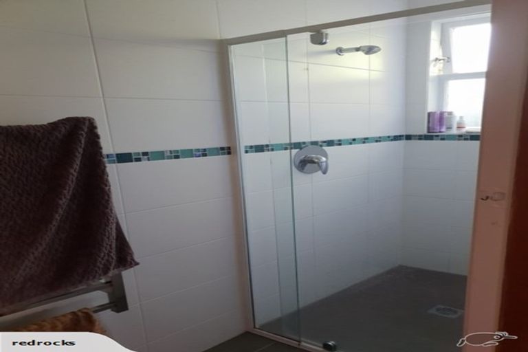 Photo of property in 8 Winston Street, Crofton Downs, Wellington, 6035