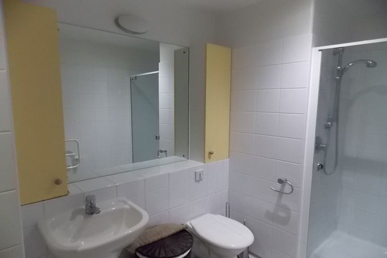 Photo of property in Kelvin House, 1g/16 The Terrace, Wellington Central, Wellington, 6011