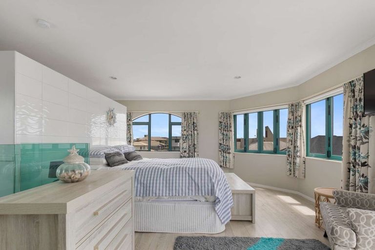 Photo of property in 26a Sunbrae Grove, Mount Maunganui, 3116