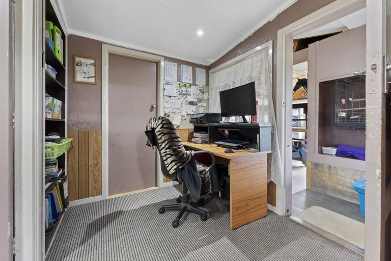Photo of property in 3 Mabey Street, Eltham, 4322