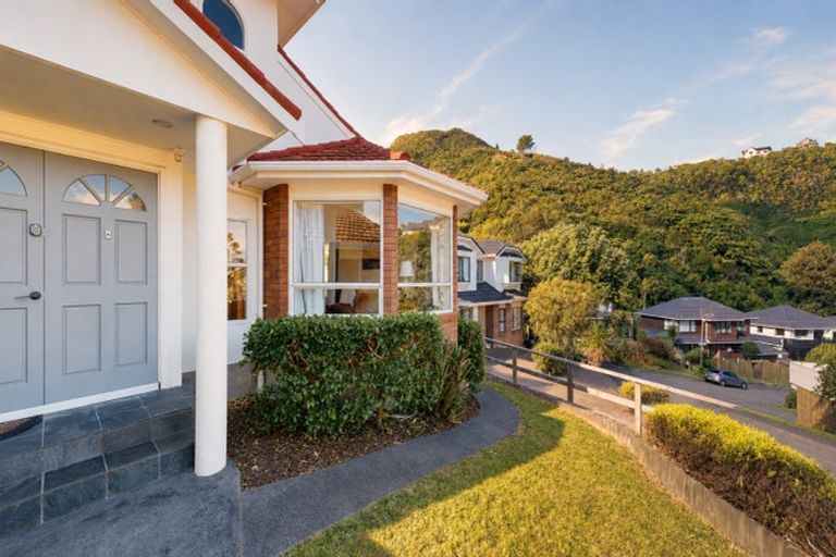Photo of property in 4 Ridvan Grove, Ngaio, Wellington, 6035