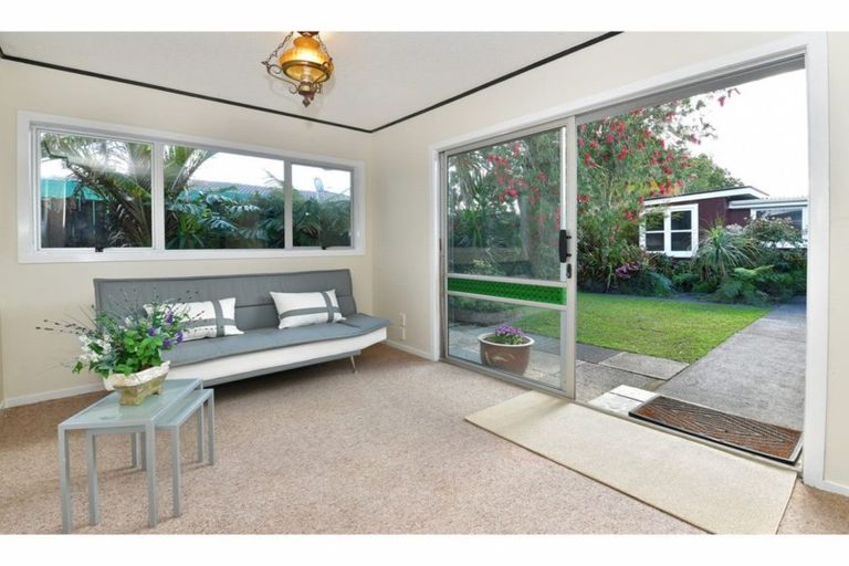 Photo of property in 2/14 Alice Avenue, Orewa, 0931