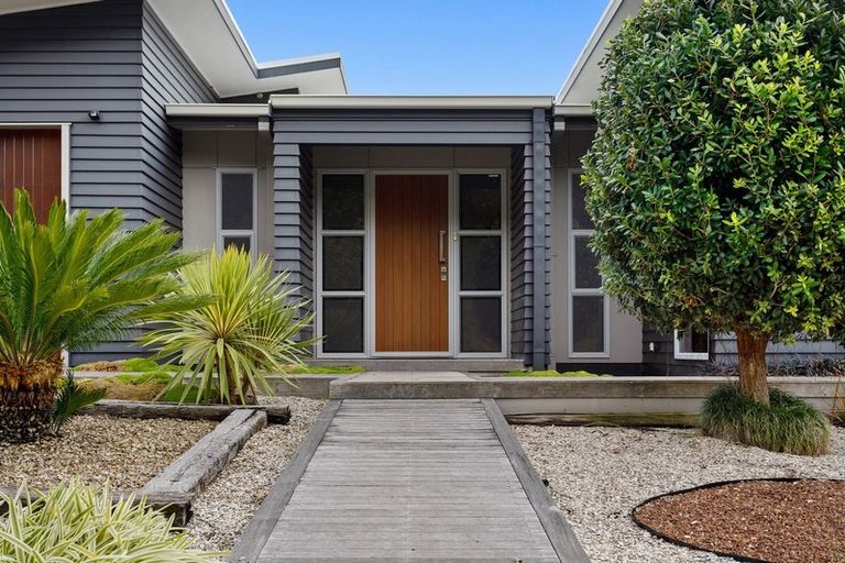 Photo of property in 27 The Fairway, Whakatane, 3120