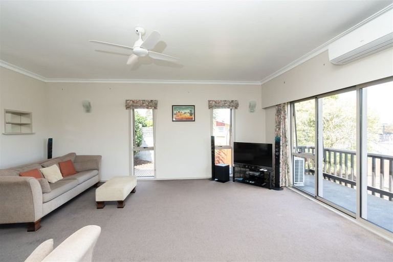 Photo of property in 178 Sandwich Road, St Andrews, Hamilton, 3200