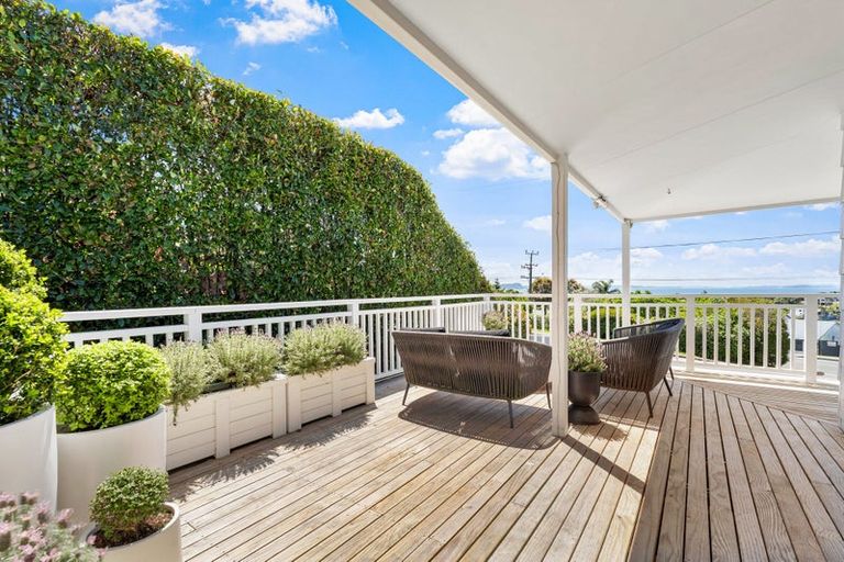 Photo of property in 43b Brightside Road, Stanmore Bay, Whangaparaoa, 0932