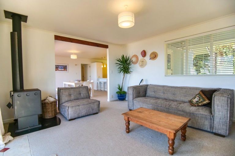 Photo of property in 17 Fairburn Place, Charleston, Cape Foulwind, 7892