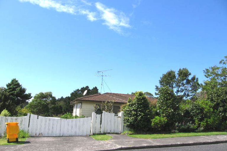 Photo of property in 13 Finchley Road, Torbay, Auckland, 0632
