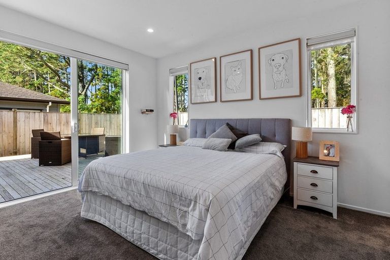 Photo of property in 28 Konoba Avenue, Kumeu, 0810
