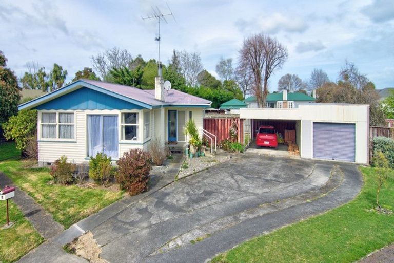 Photo of property in 13 Mabson Terrace, Masterton, 5810