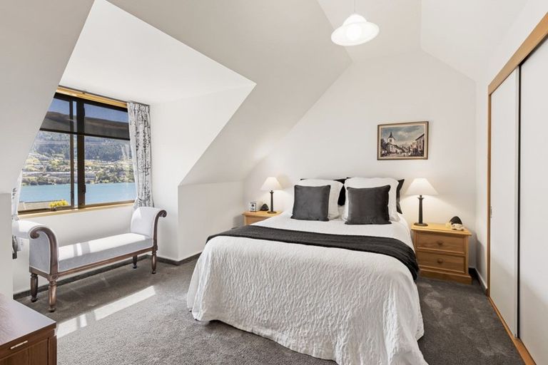 Photo of property in 436 Peninsula Road, Kelvin Heights, Queenstown, 9300