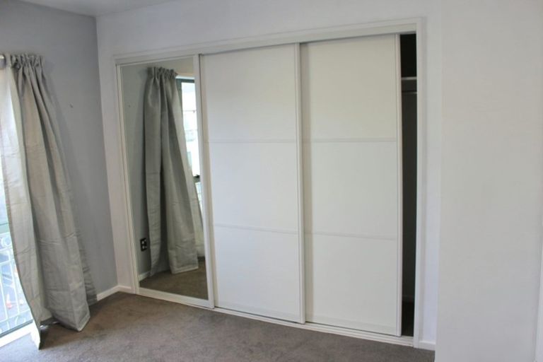 Photo of property in 8/10 Ruru Street, Eden Terrace, Auckland, 1021