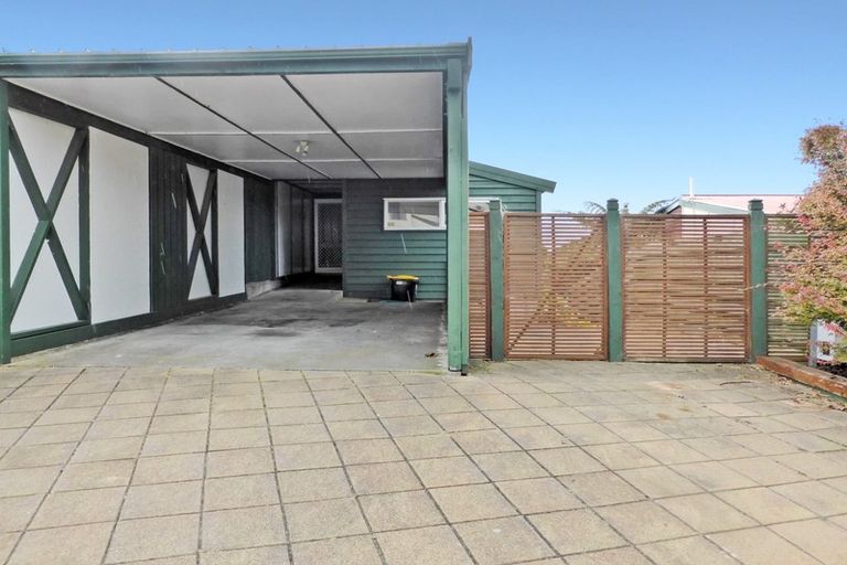 Photo of property in 33a Cambrian Street, Churton Park, Wellington, 6037