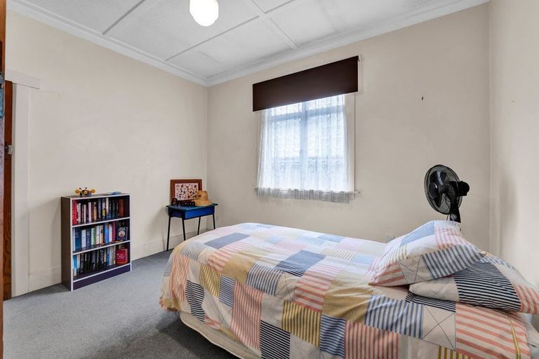 Photo of property in 27 Lyn Street, Lynmouth, New Plymouth, 4310