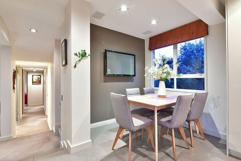 Photo of property in 83 William Bayes Place, Red Beach, 0932