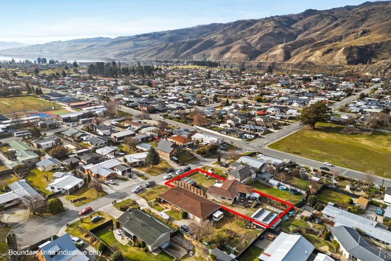 Photo of property in 60 Donegal Street, Cromwell, 9310