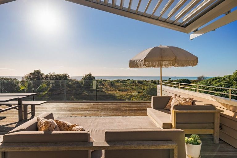 Photo of property in 3/201 Oceanbeach Road, Mount Maunganui, 3116