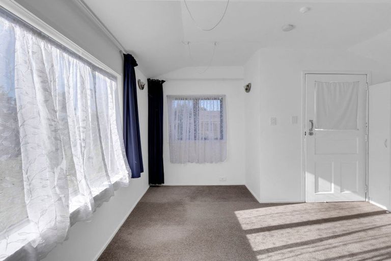 Photo of property in 37 Hendon Road, Fairview Downs, Hamilton, 3214