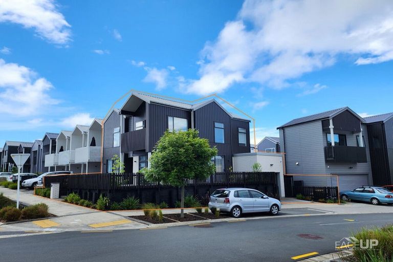 Photo of property in 1 Wai Place, Westgate, Auckland, 0614