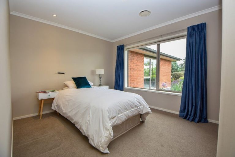 Photo of property in 17 Carrington Drive, Carterton, 5713