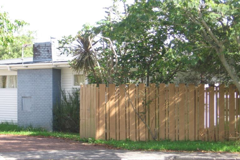 Photo of property in 5 Abel Tasman Avenue, Henderson, Auckland, 0610