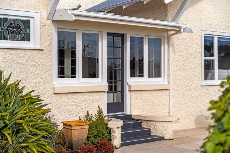 Photo of property in 44 College Street, College Estate, Whanganui, 4500