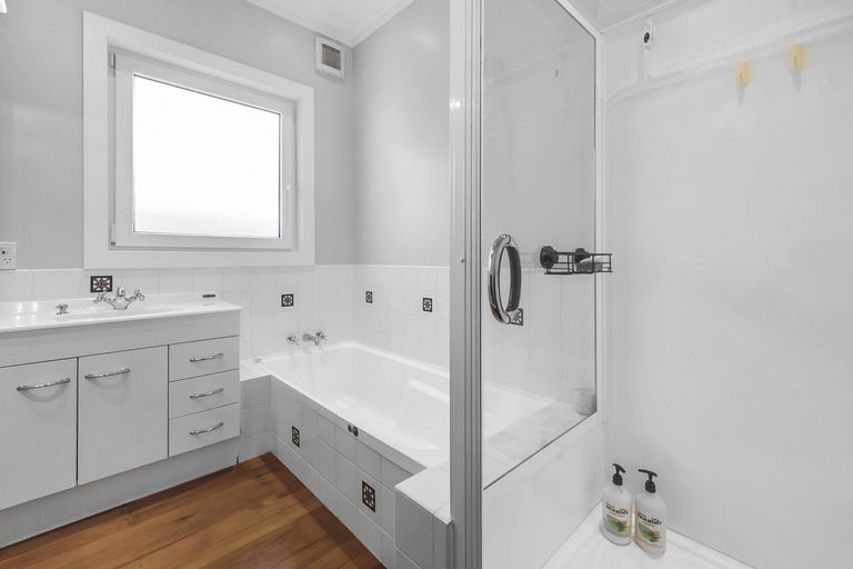 Photo of property in 17 Roebuck Rise, Broad Bay, Dunedin, 9014